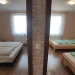別荘 Vivi Balatongyörök